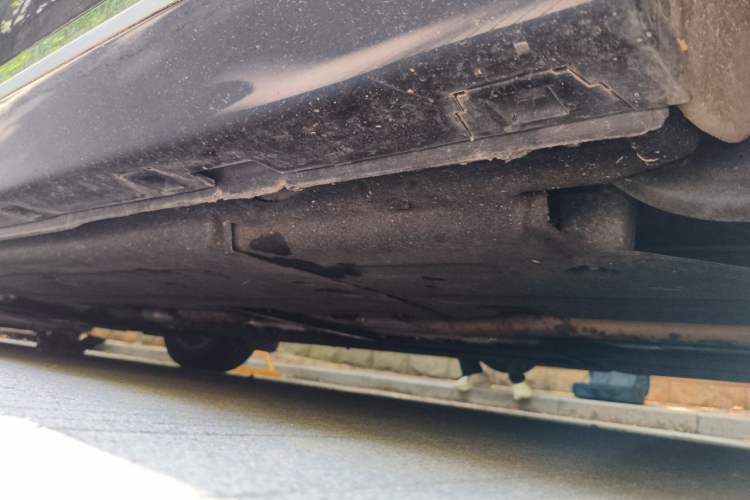 Used Hongqi H5 2024 1.5T DCT Smart Connect Flagship Edition Chassis Rear Left