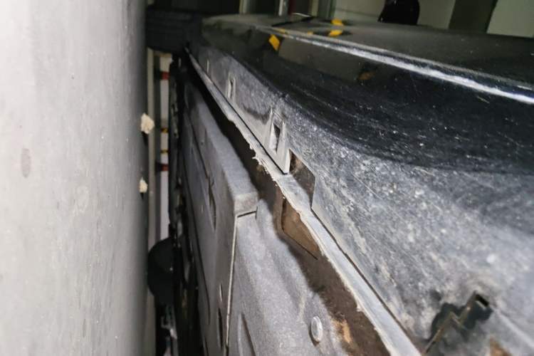 Used Hongqi H5 2024 2.0T Automatic Smart Connect Flagship Edition Chassis Rear Left