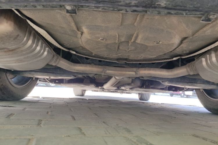 Used Hongqi H5 2024 2.0T Automatic Smart Connect Flagship Edition Chassis Rear