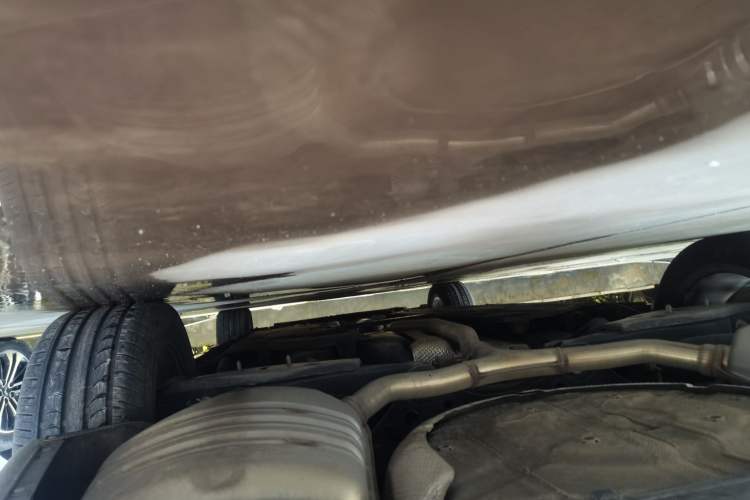 Used Hongqi H5 2024 2.0T Automatic Smart Connect Flagship Edition Chassis Rear Right