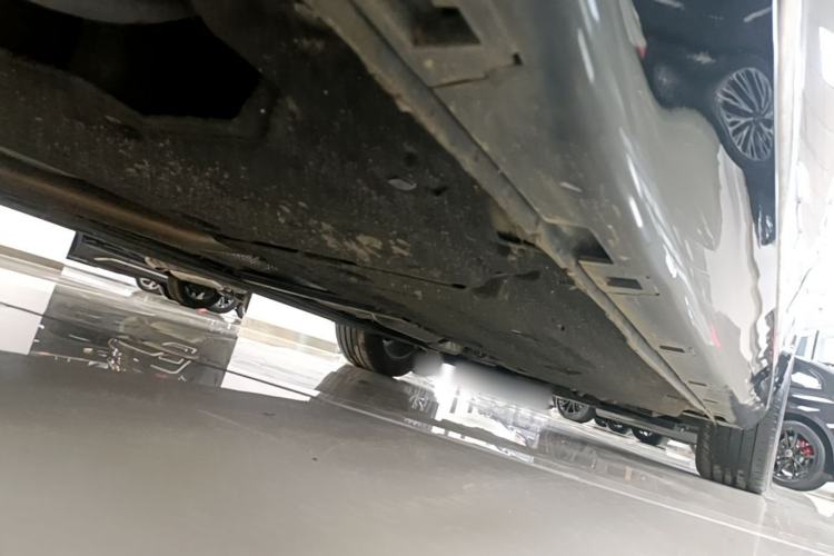 Used Hongqi H5 2024 1.5T DCT Smart Connect Flagship Edition Chassis Rear Right