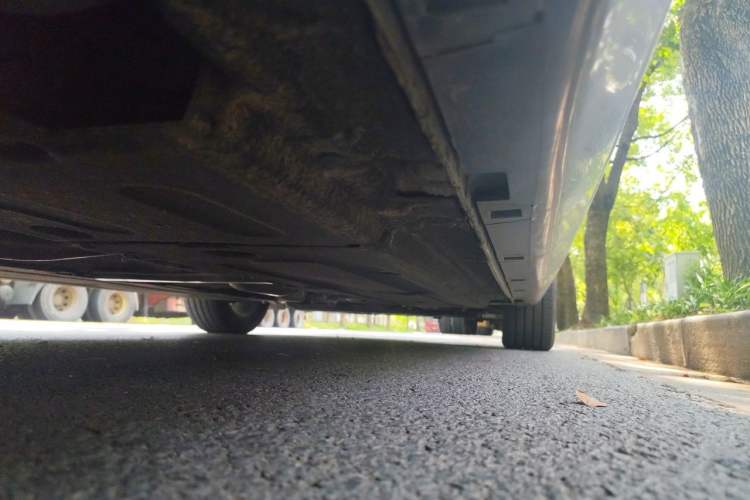 Used Hongqi H5 2024 2.0T Automatic Smart Connect Flagship Edition Chassis Rear Right