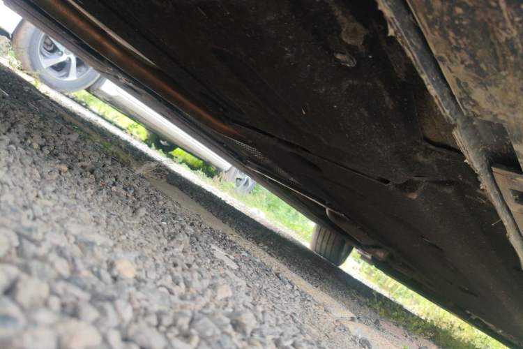 Used Hongqi H5 2024 1.5T DCT Smart Connect Flagship Edition Chassis Rear Right