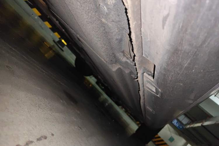 Used Hongqi H5 2024 2.0T Automatic Smart Connect Flagship Edition Chassis Rear Right