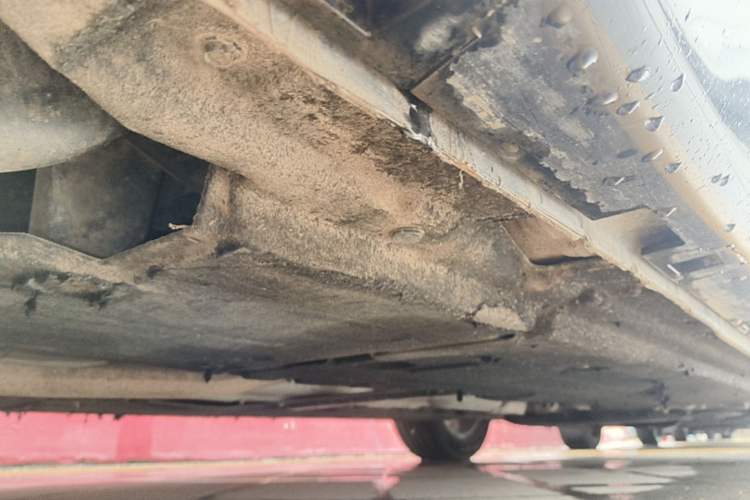 Used Hongqi H5 2024 1.5T DCT Smart Connect Flagship Edition Chassis Rear Right