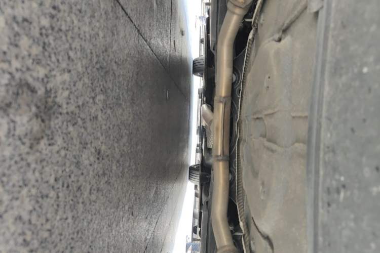 Used Hongqi H5 2024 2.0T Automatic Smart Connect Flagship Edition Chassis Rear