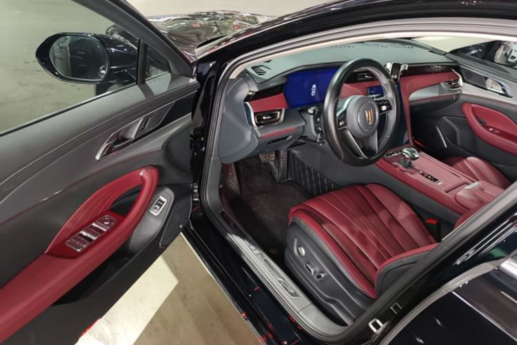 Used Hongqi H5 2024 2.0T Automatic Smart Connect Flagship Edition Driver Seat