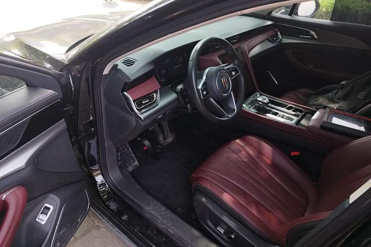 Used Hongqi H5 2024 1.5T DCT Smart Connect Flagship Edition Driver Seat