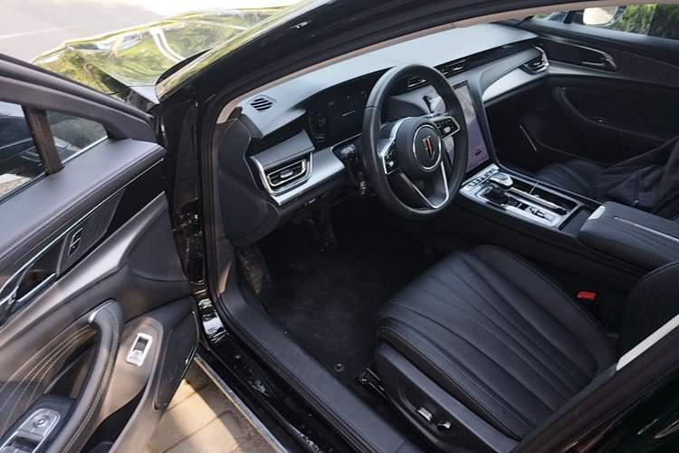 Used Hongqi H5 2024 1.5T DCT Smart Connect Flagship Edition Driver Seat