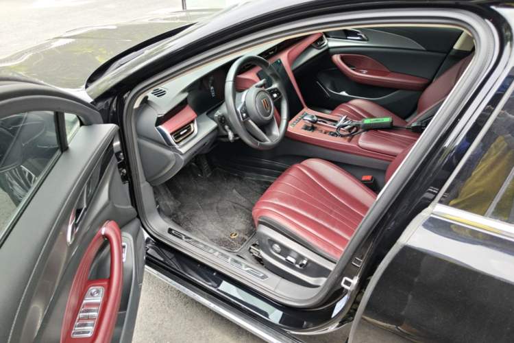 Used Hongqi H5 2024 2.0T Automatic Smart Connect Flagship Edition Driver Seat