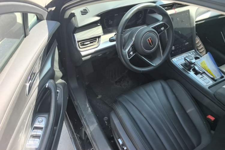 Used Hongqi H5 2024 1.5T DCT Smart Connect Flagship Edition Driver Seat