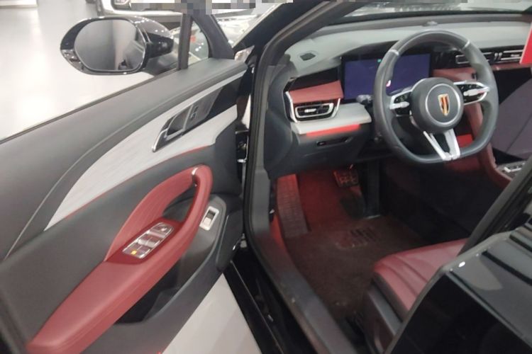 Used Hongqi H5 2024 2.0T Automatic Smart Connect Flagship Edition Driver Seat