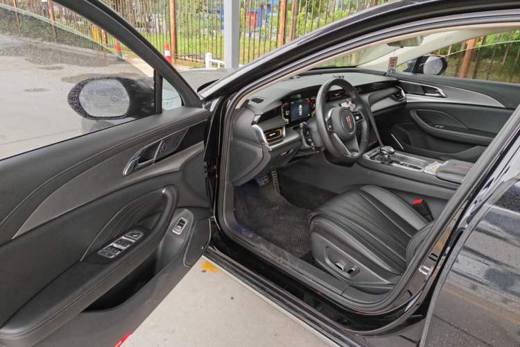 Used Hongqi H5 2024 1.5T DCT Smart Connect Flagship Edition Driver Seat