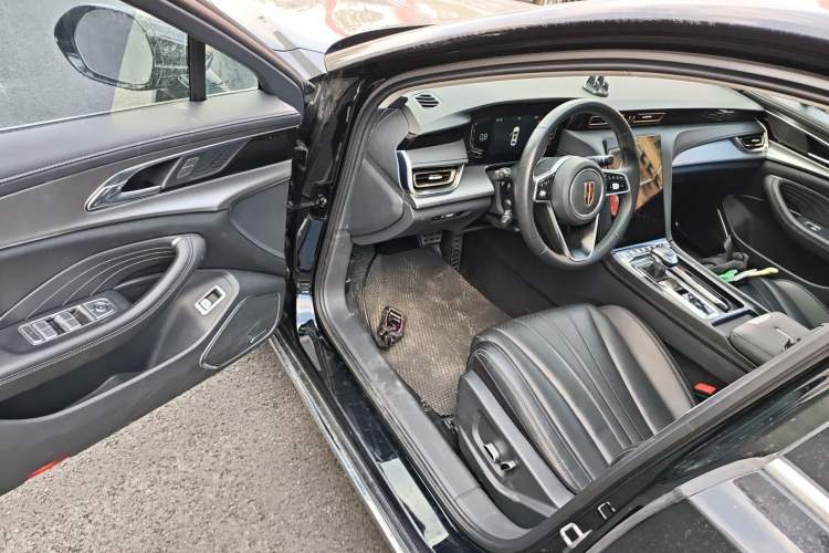 Used Hongqi H5 2024 1.5T DCT Smart Connect Flagship Edition Driver Seat