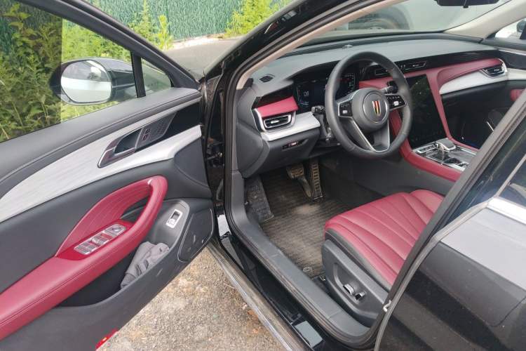 Used Hongqi H5 2024 1.5T DCT Smart Connect Flagship Edition Driver Seat
