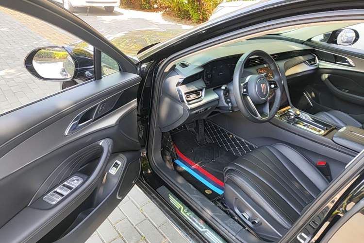 Used Hongqi H5 2024 1.5T DCT Smart Connect Flagship Edition Driver Seat
