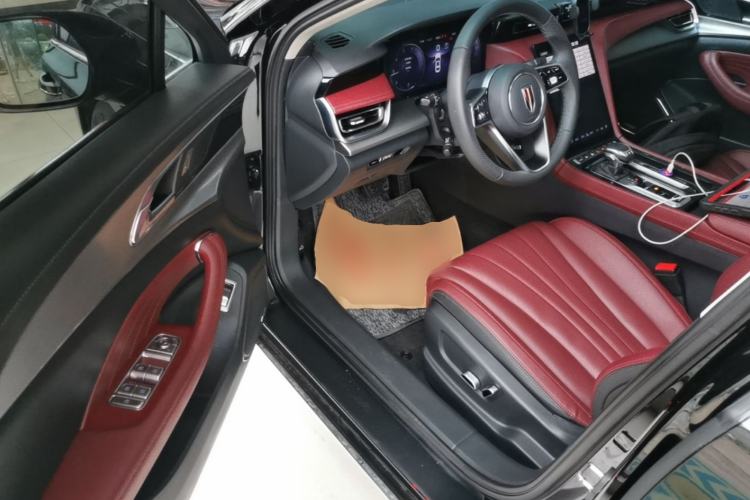 Used Hongqi H5 2024 2.0T Automatic Smart Connect Flagship Edition Driver Seat