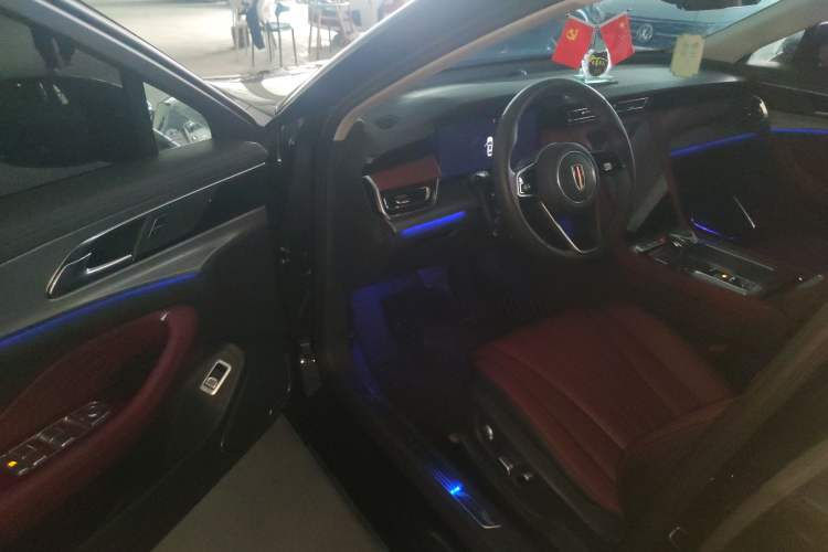 Used Hongqi H5 2024 2.0T Automatic Smart Connect Flagship Edition Driver Seat