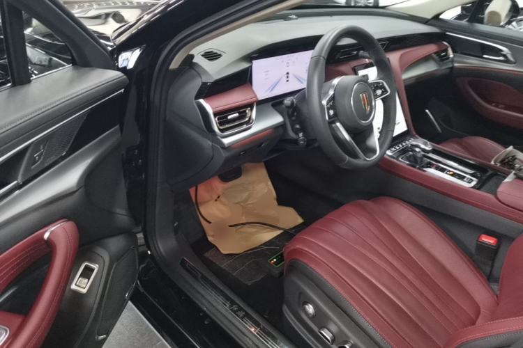Used Hongqi H5 2024 2.0T Automatic Smart Connect Flagship Edition Driver Seat