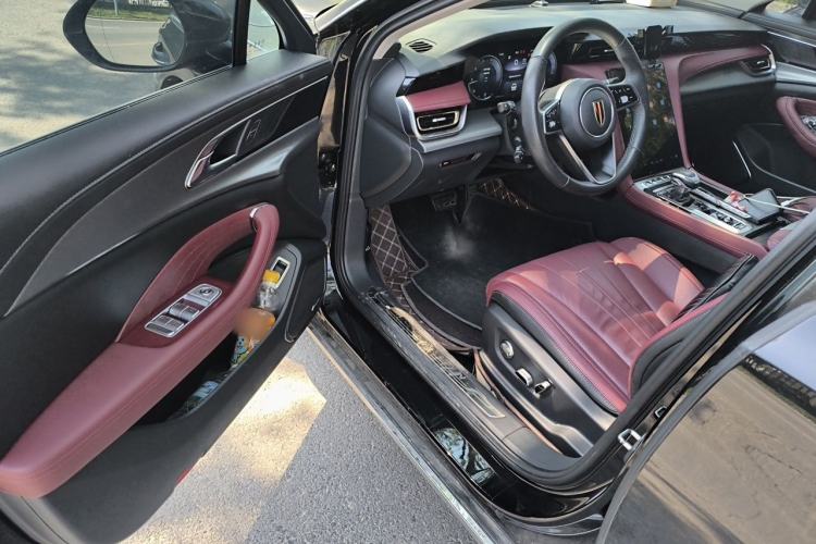 Used Hongqi H5 2024 2.0T Automatic Smart Connect Flagship Edition Driver Seat