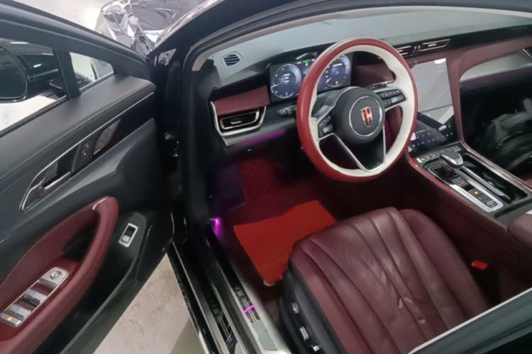 Used Hongqi H5 2024 2.0T Automatic Smart Connect Flagship Edition Driver Seat