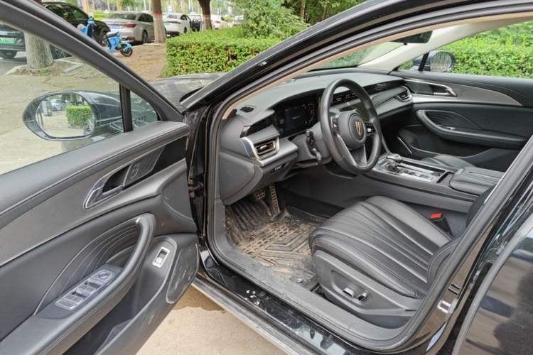 Used Hongqi H5 2024 1.5T DCT Smart Connect Flagship Edition Driver Seat