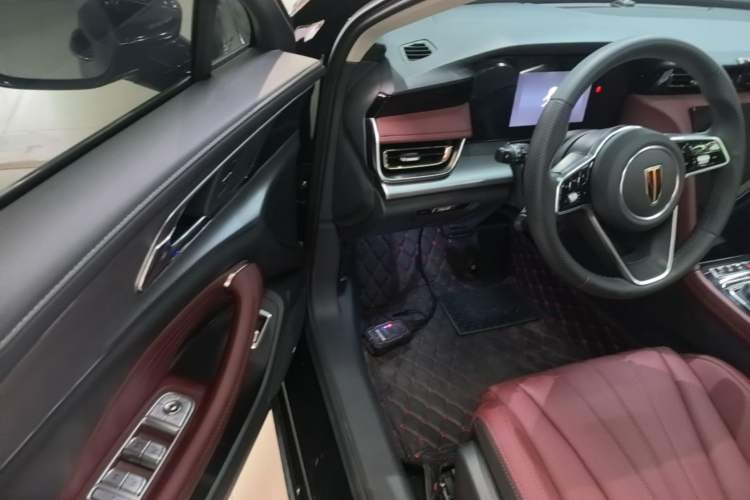 Used Hongqi H5 2024 1.5T DCT Smart Connect Flagship Edition Driver Seat