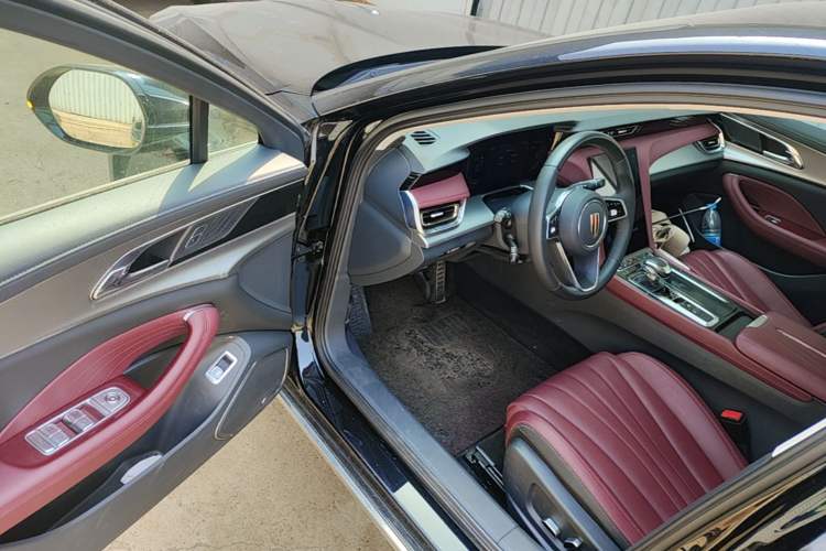Used Hongqi H5 2024 1.5T DCT Smart Connect Flagship Edition Driver Seat