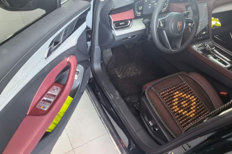 Used Hongqi H5 2024 1.5T DCT Smart Connect Flagship Edition Driver Seat