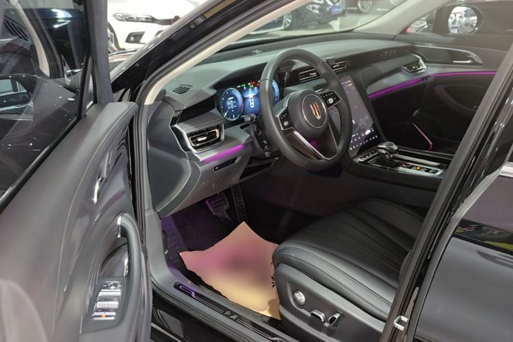 Used Hongqi H5 2024 2.0T Automatic Smart Connect Flagship Edition Driver Seat