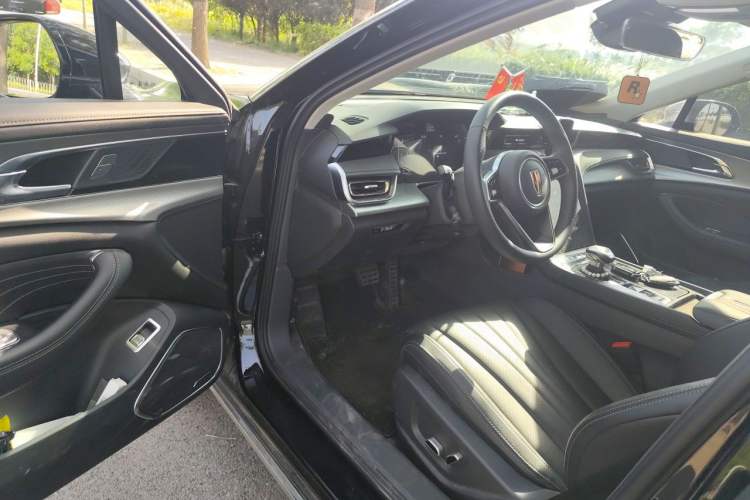 Used Hongqi H5 2024 1.5T DCT Smart Connect Flagship Edition Driver Seat