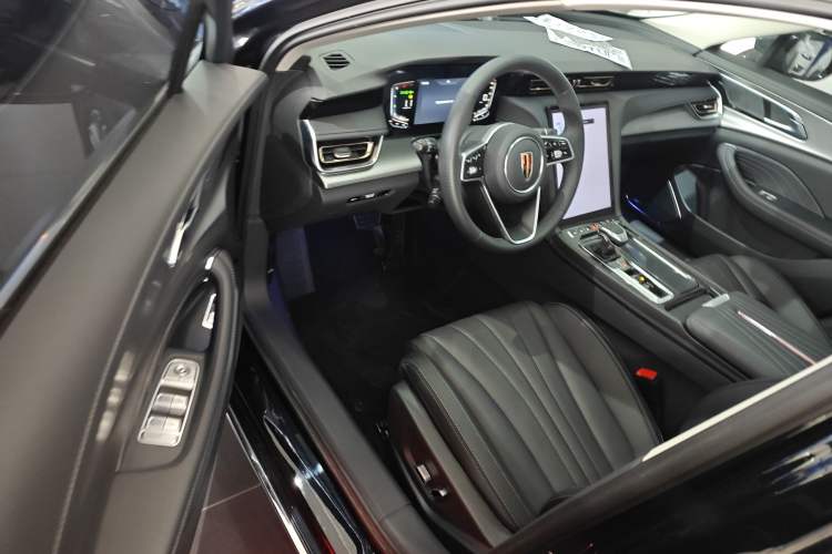 Used Hongqi H5 2024 1.5T DCT Smart Connect Flagship Edition Driver Seat