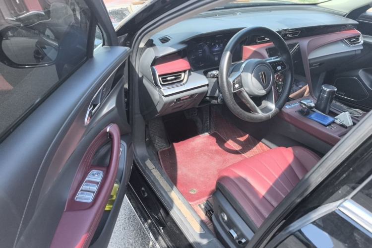 Used Hongqi H5 2024 2.0T Automatic Smart Connect Flagship Edition Driver Seat