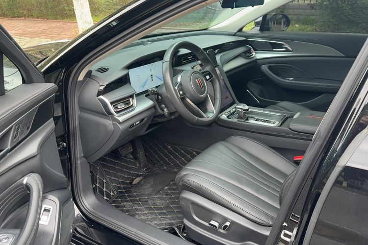 Used Hongqi H5 2024 2.0T Automatic Smart Connect Flagship Edition Driver Seat