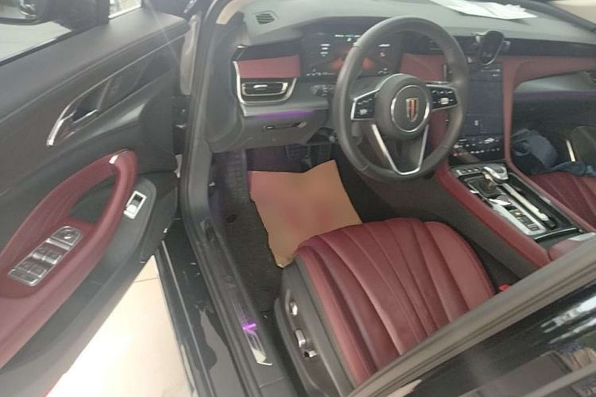 Used Hongqi H5 2024 2.0T Automatic Smart Connect Flagship Edition Driver Seat