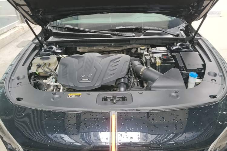 Used Hongqi H5 2024 1.5T DCT Smart Connect Flagship Edition Engine Bay