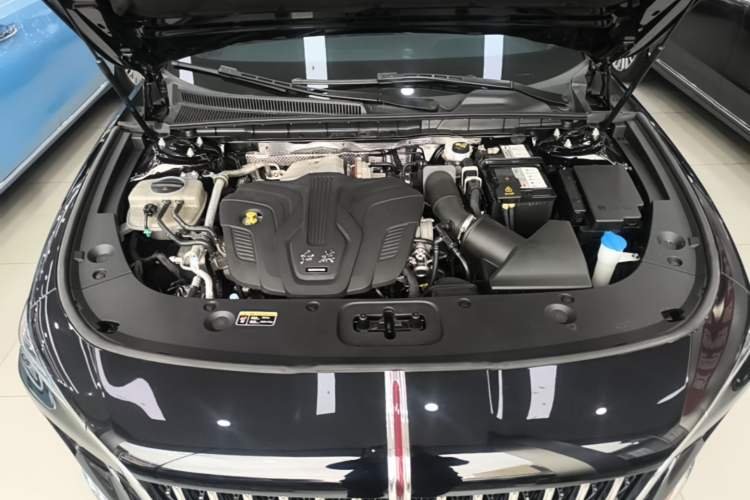 Used Hongqi H5 2024 2.0T Automatic Smart Connect Flagship Edition Engine Bay