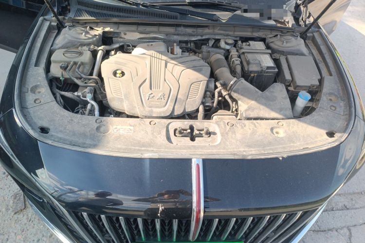 Used Hongqi H5 2024 2.0T Automatic Smart Connect Flagship Edition Engine Bay