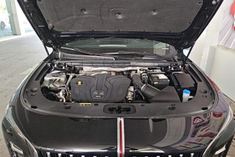 Used Hongqi H5 2024 2.0T Automatic Smart Connect Flagship Edition Engine Bay