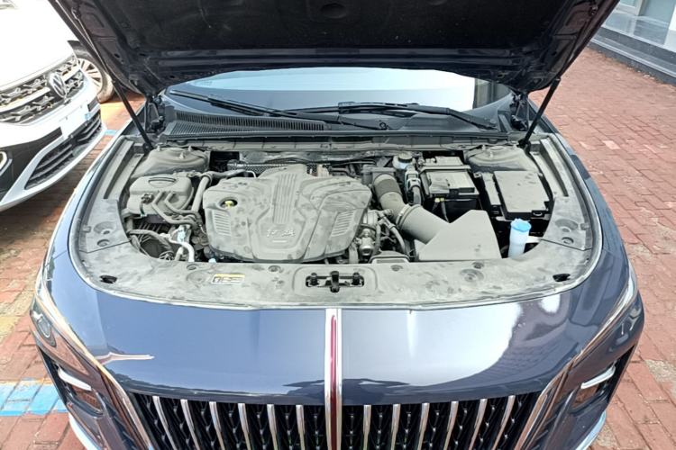 Used Hongqi H5 2024 2.0T Automatic Smart Connect Flagship Edition Engine Bay