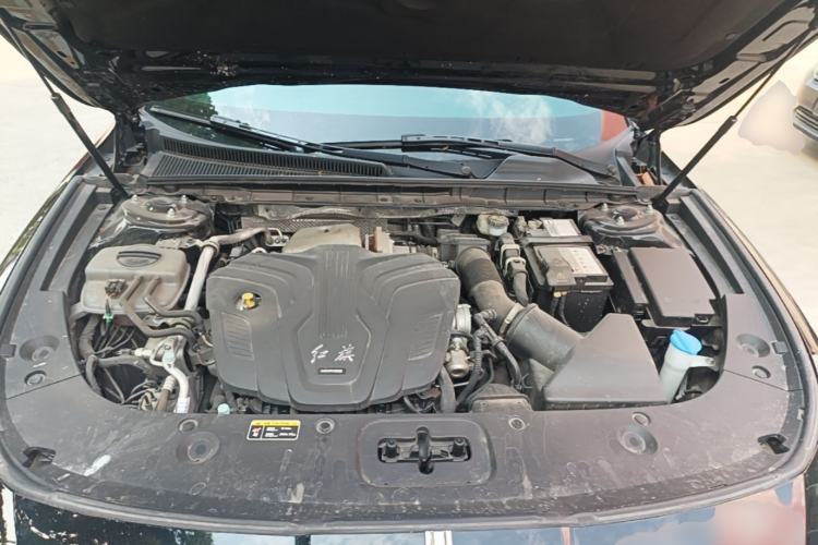 Used Hongqi H5 2024 2.0T Automatic Smart Connect Flagship Edition Engine Bay
