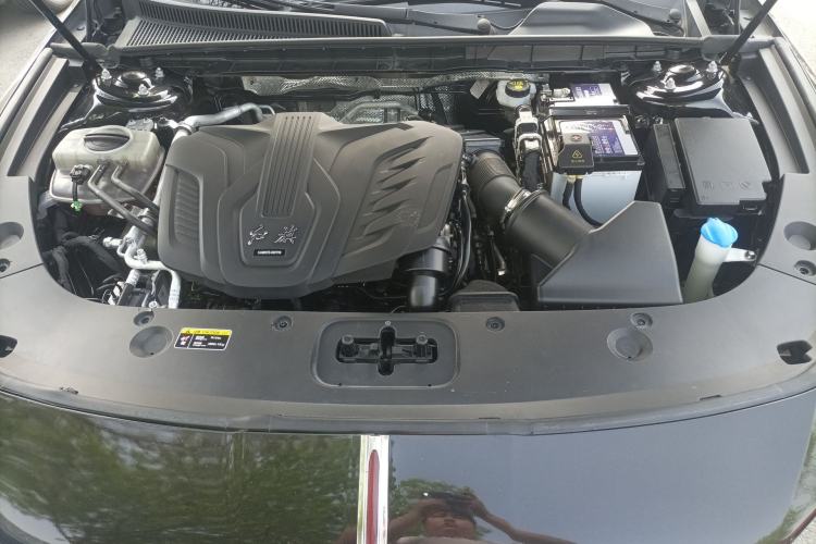 Used Hongqi H5 2024 1.5T DCT Smart Connect Flagship Edition Engine Bay