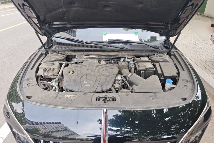 Used Hongqi H5 2024 2.0T Automatic Smart Connect Flagship Edition Engine Bay