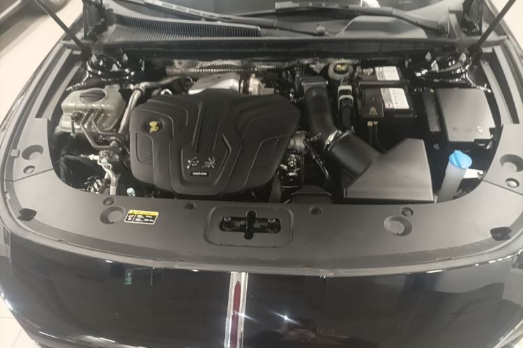 Used Hongqi H5 2024 2.0T Automatic Smart Connect Flagship Edition Engine Bay