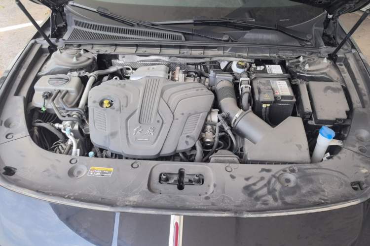 Used Hongqi H5 2024 2.0T Automatic Smart Connect Flagship Edition Engine Bay