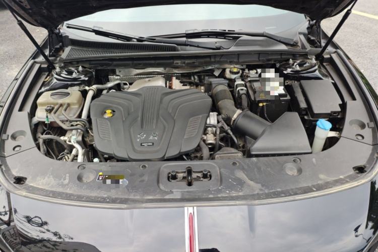 Used Hongqi H5 2024 2.0T Automatic Smart Connect Flagship Edition Engine Bay