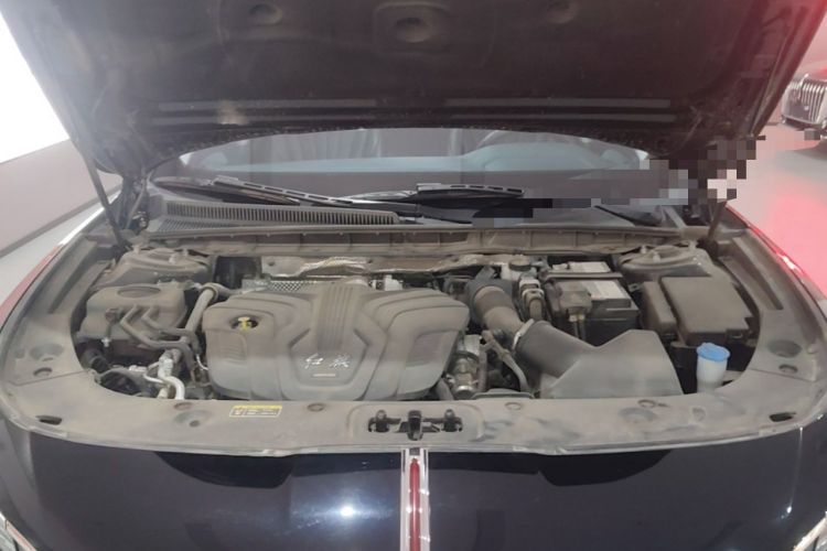 Used Hongqi H5 2024 2.0T Automatic Smart Connect Flagship Edition Engine Bay