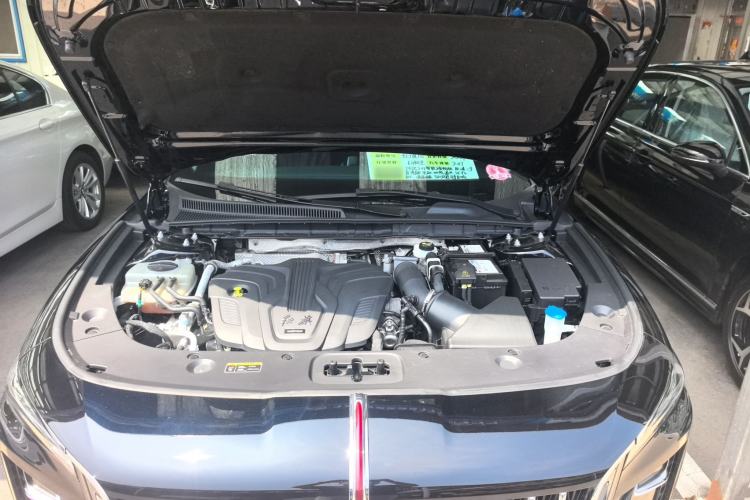 Used Hongqi H5 2024 2.0T Automatic Smart Connect Flagship Edition Engine Bay