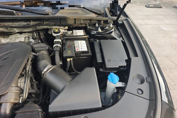 Used Hongqi H5 2024 1.5T DCT Smart Connect Flagship Edition Engine Bay Left