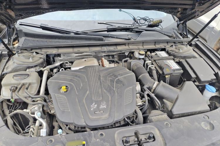 Used Hongqi H5 2024 2.0T Automatic Smart Connect Flagship Edition Engine Bay